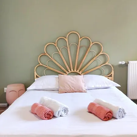 Nice 64 M With Balcony Near The Train Station * Bordeaux