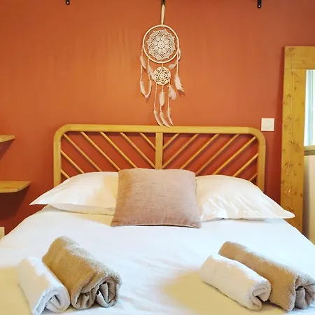 Apartment Nice 64 M With Balcony Near The Train Station